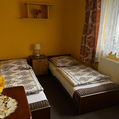 Pokoje Goscinne U Anieli Szczyrk Exterior foto