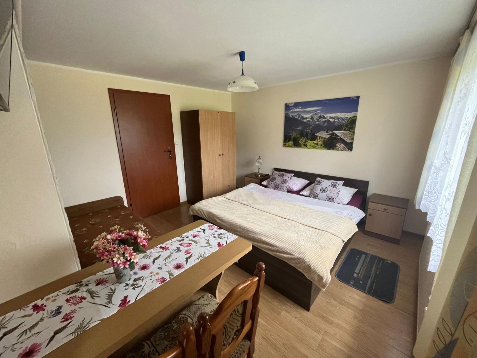 Pokoje Goscinne U Anieli Szczyrk Exterior foto