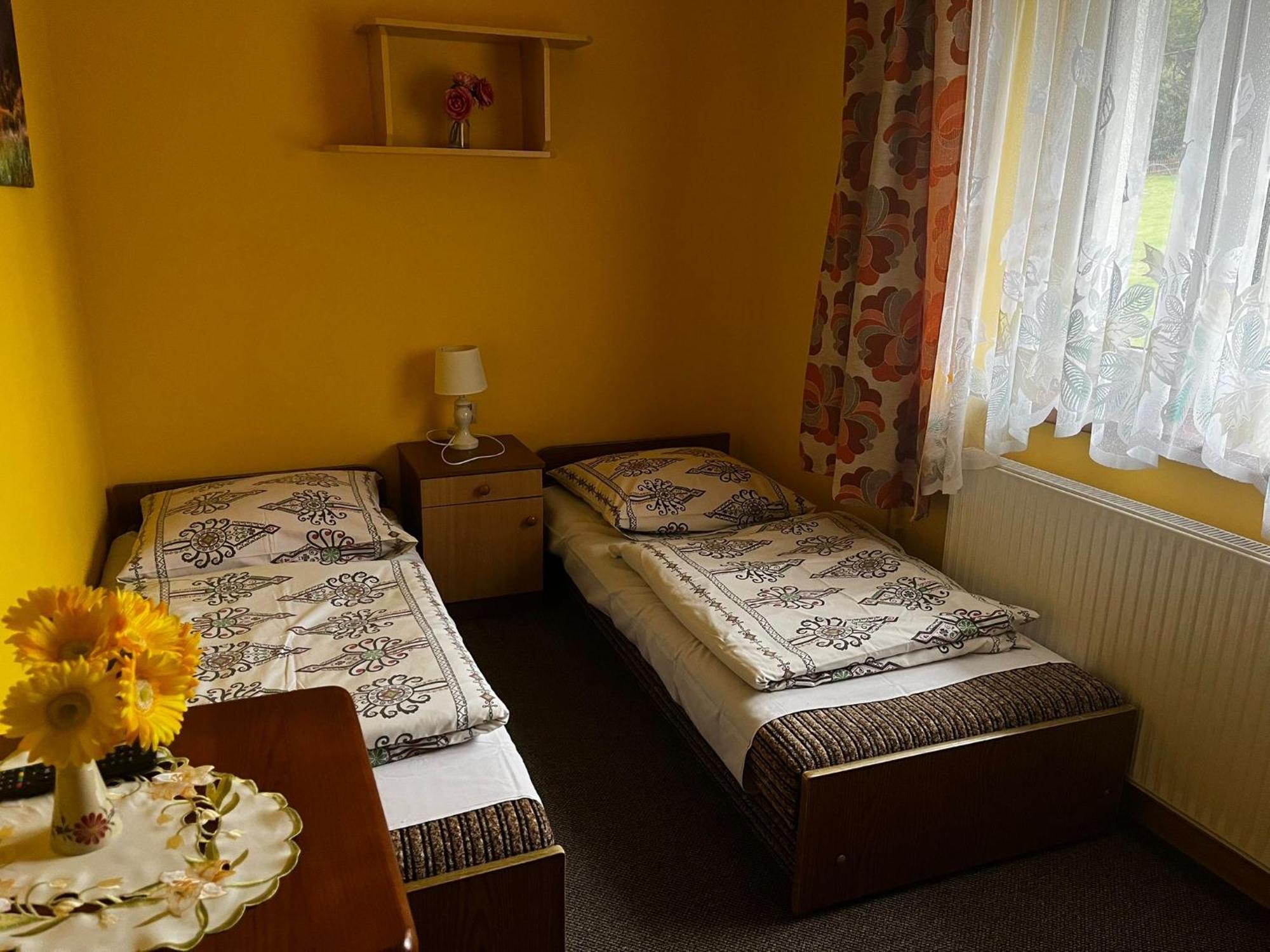 Pokoje Goscinne U Anieli Szczyrk Exterior foto